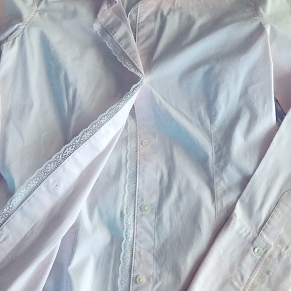 ✨ Banana Republic Blouse - Picture 9 of 9